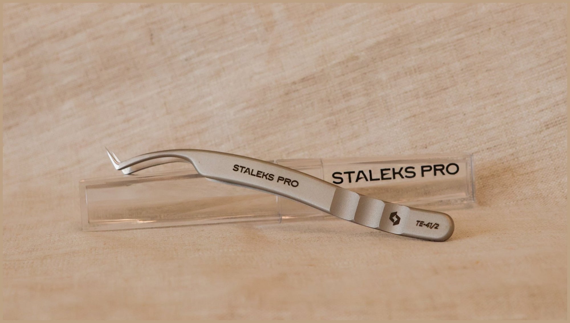 STALEKS EXPERT 41 TYPE 2 – VOLUME PINCET - Lash School DK ApS
