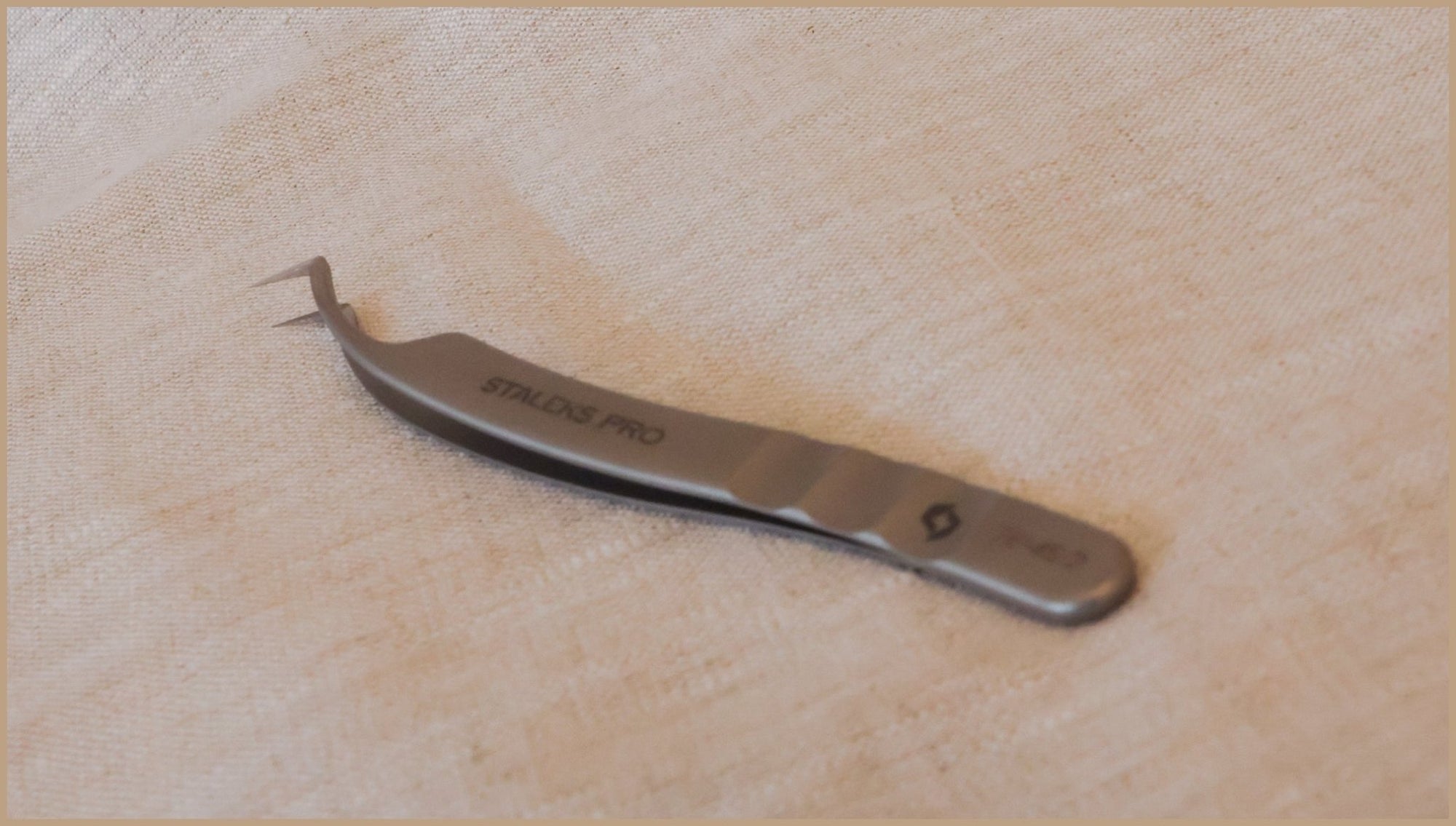 STALEKS EXPERT 45/2 – PINCET 1:1 MED FIBER TIP - Lash School DK ApS